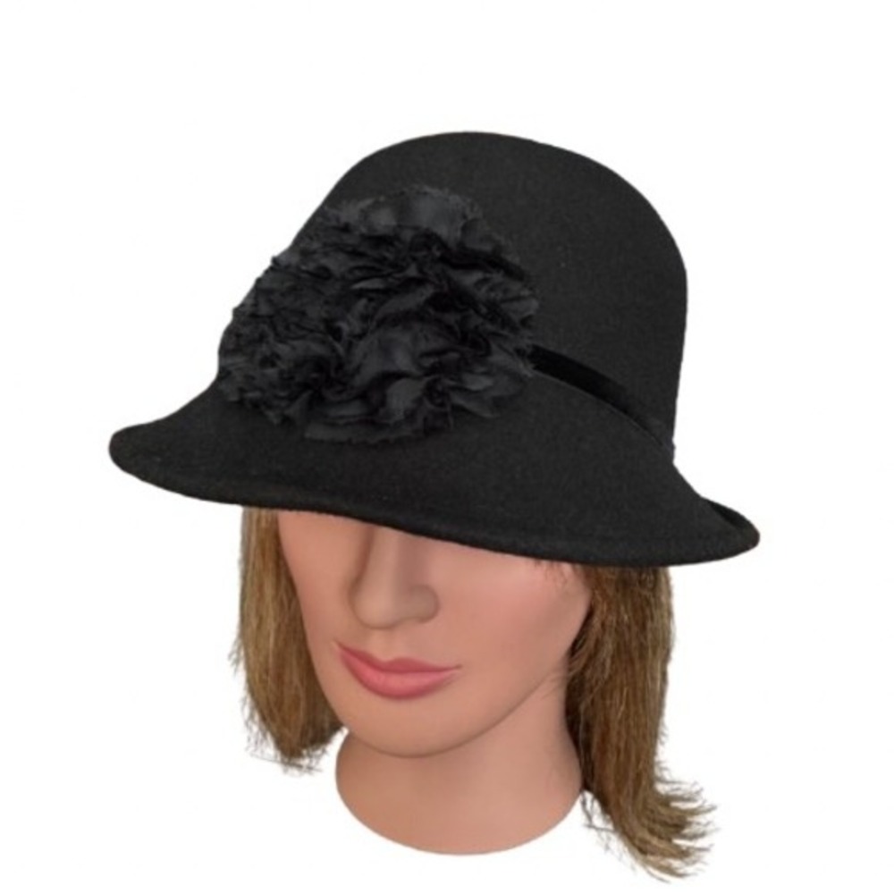 Vintage y2k Black Goth Wool Felt Cloche Hat with Flower Vintage Style Coquette